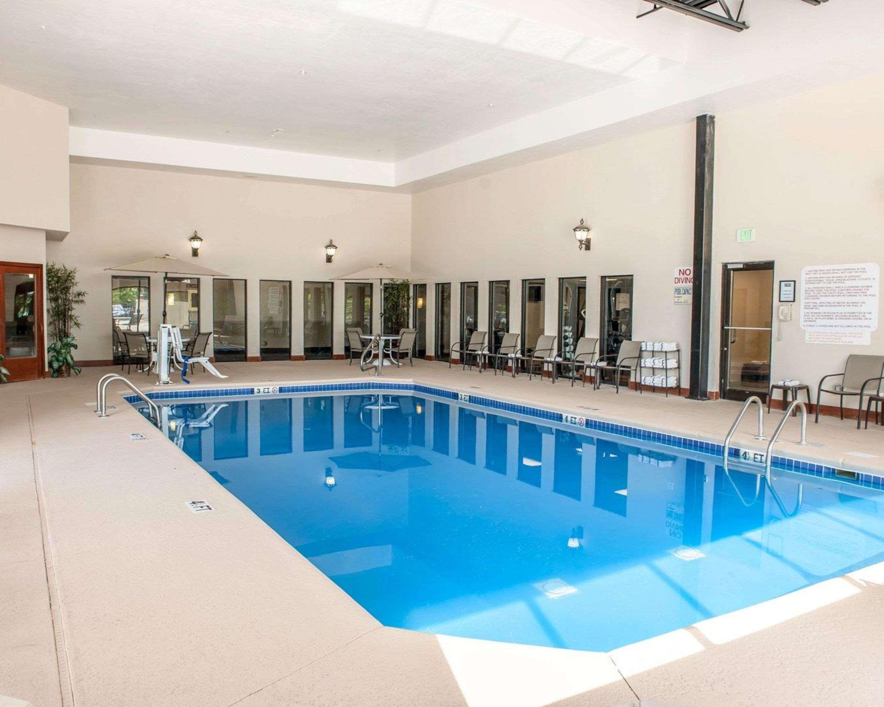 Comfort Suites Fort Wayne - Southwest Eksteriør billede