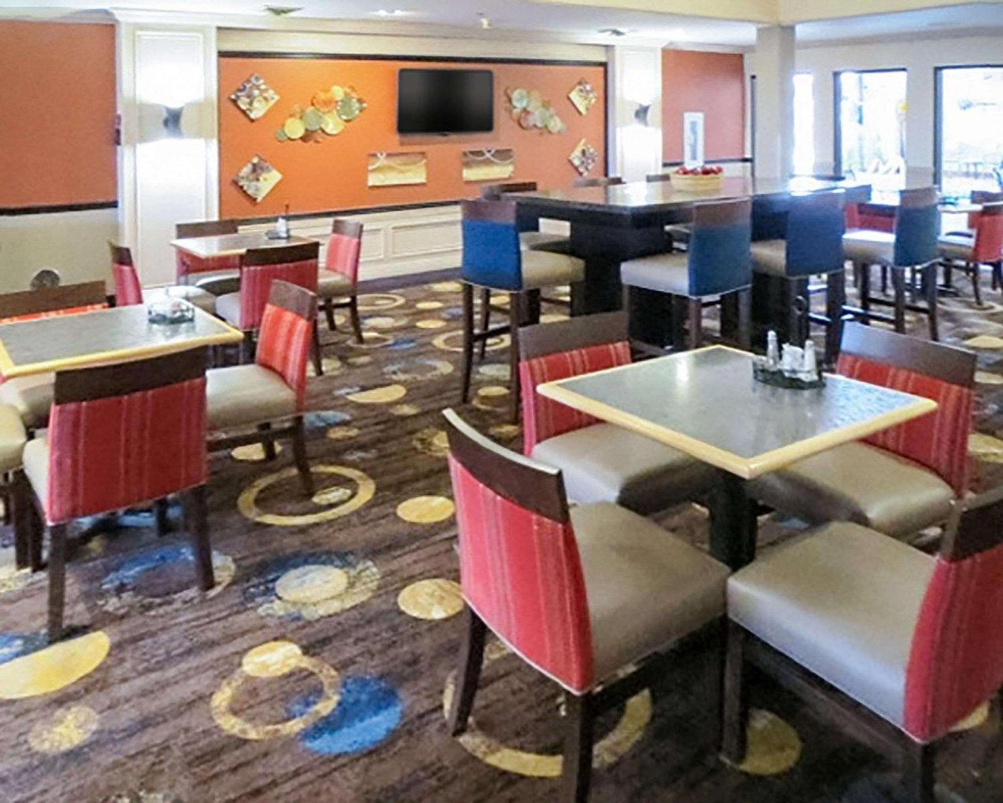 Comfort Suites Fort Wayne - Southwest Eksteriør billede